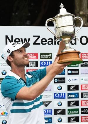 13.03.2016. Arrowtown, New Zealand. Australia s Matthew Griffin with the Brodie Breeze trophy after winning the NZ Open at The Hills during 2016 BMW ISPS Handa New Zealand Open. Sunday 13 March 2016. xAndrewxCornagax  ActionPlus11717575