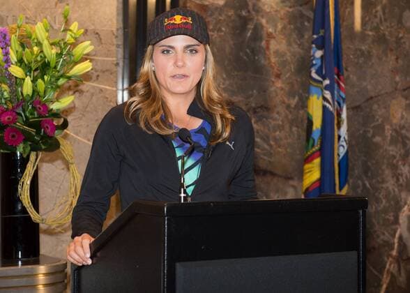March 14, 2016 - New York, NY, USA - LPGA Golf Damen tour pro LEXI THOMPSON lights the Empire State Building in celebration of The Drive, Chip and Putt Championship, Monday, March 14, 2016. LPGA Pro Lexi Thompson Lights The Empire State Building - ZUMAb148