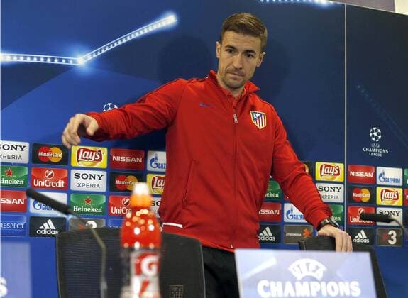 Atletico de Madrid captain Gabi Fernandez delivers a presser prior to tomorrow s Champions League round 16 match before PSV Eindhoven at Vicente Calderon stadium in Majadahonda sports city, Madrid, Spain, 14 March 2016. ATLETICO DE MADRID TRAINING SESSION !ACHTUNG: NUR REDAKTIONELLE NUTZUNG!  MAJ022 20160314-635935885859063169
