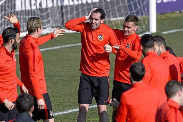 Atletico training session in Majadahonda. In this picture, Godin and Griezmann. xJUANxAGUADOx 