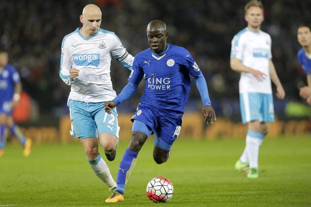 Jonjo Shelvey of Newcastle competes with N Golo Kante of Leicester City during the Barclays Premier League match at The King Power Stadium. Photo credit should read: Malcolm Couzens Sportimage EDITORIAL USE ONLY. No use with unauthorised audio, video, data, fixture lists, club league logos or live services. Online in-match use limited to 120 images, no video emulation. No use in betting, games or single club league player publications.