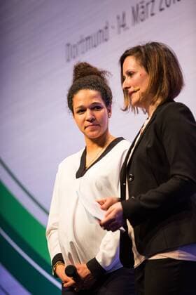 GER, Verleihung Integrationspreis 14.03.2016, Dortmund, Deutsches Fussball Museum, Verleihung des Integrationspreises, im Bild Celia Sasic ( DFB-Integrationsbotschafterin) im Gespräch auf der Bühne nphxRauch