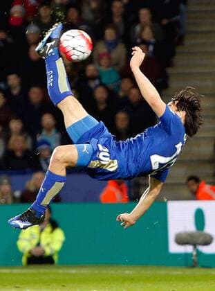Leicester s Okazaki scores with overhead kick Shinji Okazaki of Leicester City scores with an overhead kick in the first half of a Premier League game against Newcastle United at King Power Stadium in Leicester on March 14, 2016. Leicester won 1-0. 