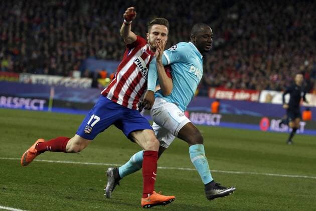 Atletico de Madrid midfielder Saul Niguez (L) and PSV Eindhoven defense Jetro Willems fight for the ball during a Champions League round 16 second leg match held at Vicente Calderon stadium in Madrid, Spain, 15 March 2016. ATLETICO MADRID VS PSV ENINDHOVEN !ACHTUNG: NUR REDAKTIONELLE NUTZUNG!  MAD014 20160315-635936760371171225
