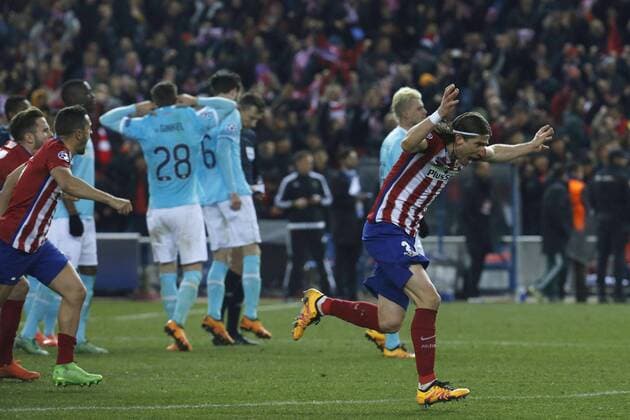 Atletico de Madrid Brazilian defense Luis Filipe celebrates the victory over PSV Eindhoven during a Champions League round 16 second leg match held at Vicente Calderon stadium in Madrid, Spain, 15 March 2016. ATLETICO MADRID VS PSV ENINDHOVEN !ACHTUNG: NUR REDAKTIONELLE NUTZUNG!  MAD039 20160316-635936832524612700