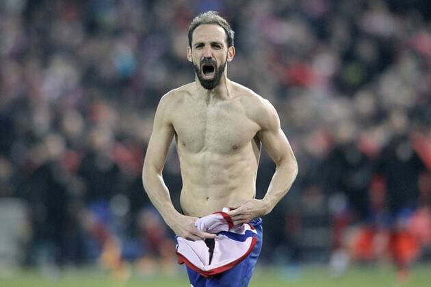 Atletico de Madrid s Juanfran Torres celebrates the victory in the UEFA Champions League match. March 15,2016.  (20160315178)