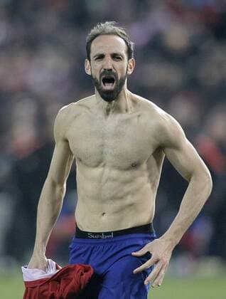 Atletico de Madrid s Juanfran Torres celebrates the victory in the UEFA Champions League match. March 15,2016.  (20160315179)