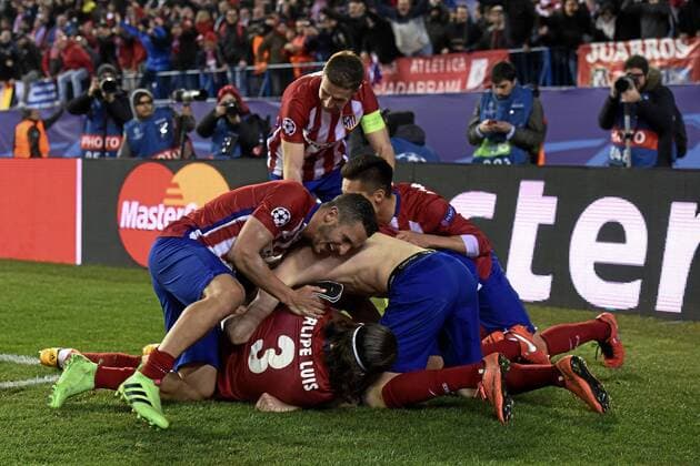 Champions League played between Atletico Madrid and PSV Eindhoven. In this picture, Atletico players celebrate the victory. xJUANxAGUADOx 