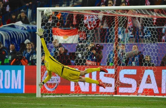 Atletico de Madrid Goalkeeper, Jan Oblak - OBLAK, number 13 . Round Round of 16 2nd leg of the CHAMPIONS league, soccer match between Atletico de Madrid - PSV Eindhoven at the Vicente Calderon estadium, Madrid - Spain by March 15, 2016. PHOTO: GregorioLopez.  xGregorioxLopezx x SOCCERxSPAINx