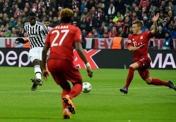16.03.2016, xjhx, Fussball Champions League, FC Bayern Muenchen - Juventus Turin, emspor, v.l. Paul Pogba (Juventus Turin), Joshua Kimmich (FC Bayern Muenchen) Goal scored, Tor zum 0:1