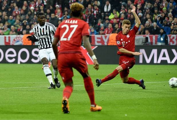 16.03.2016, xjhx, Fussball Champions League, FC Bayern Muenchen - Juventus Turin, emspor, v.l. Paul Pogba (Juventus Turin), Joshua Kimmich (FC Bayern Muenchen) Goal scored, Tor zum 0:1