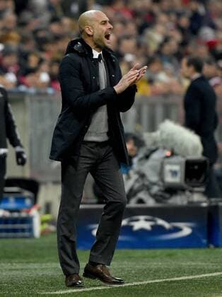 16.03.2016, xjhx, Fussball Champions League, FC Bayern Muenchen - Juventus Turin, emspor, v.l. Josep Pep Guardiola (Trainer FC Bayern Muenchen) gibt Anweisungen, gestikuliert, mit den Armen gestikulieren gives instructions, gesticulate, gesticolando.