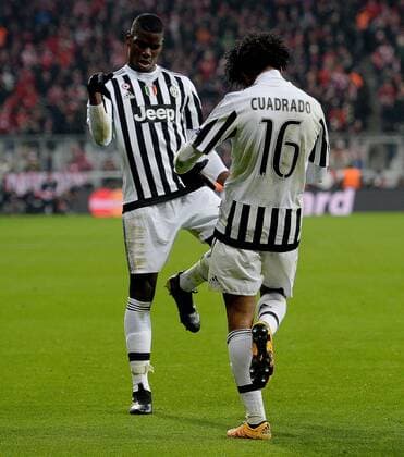 16.03.2016, xjhx, Fussball Champions League, FC Bayern Muenchen - Juventus Turin, emspor, v.l. Paul Pogba (Juventus Turin), Juan Cuadrado (Juventus Turin) Torjubel, Goal celebration, celebrate the goal zum 0:2