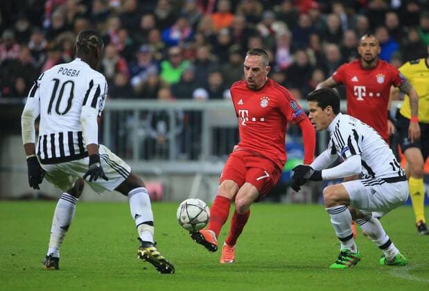16.03.2016, CL, FC Bayern vs Juventus Turin, Allianz Arena München, Fussball, im Bild: Paul Pogba (Juve),Franck Ribery (FCB) und Alvaro Morata (Juve)