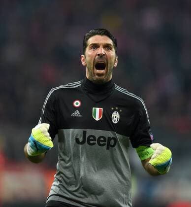FUSSBALL CHAMPIONS LEAGUE SAISON 2015 2016 ACHTELFINALE RUECKSPIEL FC Bayern Muenchen - Juventus Turin 16.03.2016 Jubel: Torwart Gianluigi Buffon (Juventus Turin) 