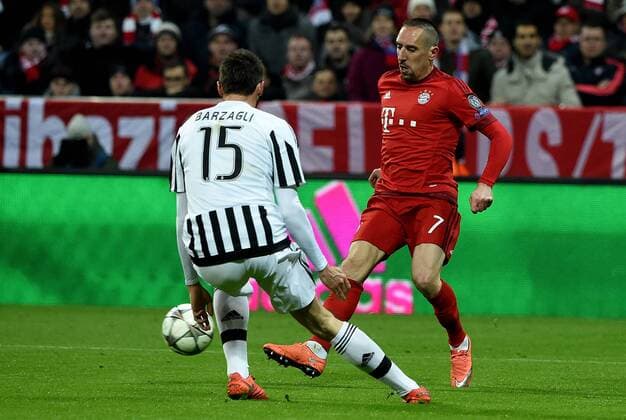 16.03.2016, xjhx, Fussball Champions League, FC Bayern Muenchen - Juventus Turin, emspor, v.l. Andrea Barzagli (Juventus Turin), Franck Ribery (FC Bayern Muenchen)