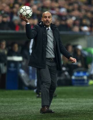 FUSSBALL CHAMPIONS LEAGUE SAISON 2015 2016 ACHTELFINALE RUECKSPIEL FC Bayern Muenchen - Juventus Turin 16.03.2016 Trainer Pep Guardiola (FC Bayern Muenchen) engagiert an der Seitenlinie 