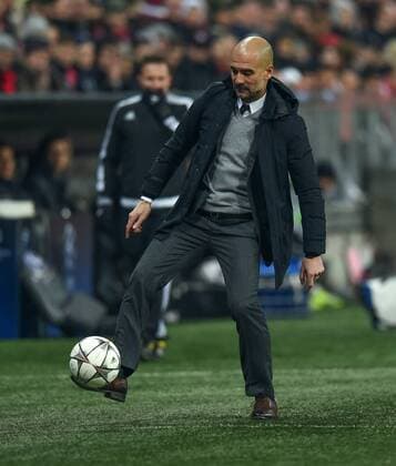 FUSSBALL CHAMPIONS LEAGUE SAISON 2015 2016 ACHTELFINALE RUECKSPIEL FC Bayern Muenchen - Juventus Turin 16.03.2016 Trainer Pep Guardiola (FC Bayern Muenchen) engagiert an der Seitenlinie 