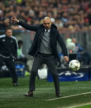 FUSSBALL CHAMPIONS LEAGUE SAISON 2015 2016 ACHTELFINALE RUECKSPIEL FC Bayern Muenchen - Juventus Turin 16.03.2016 Trainer Pep Guardiola (FC Bayern Muenchen) engagiert an der Seitenlinie 