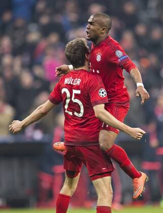 München, 16.03.2016, Allianz Arena Torjubel: Thomas Müller (FCB), Douglas Costa (FCB) FC Bayern München vs. Juventus Turin mm