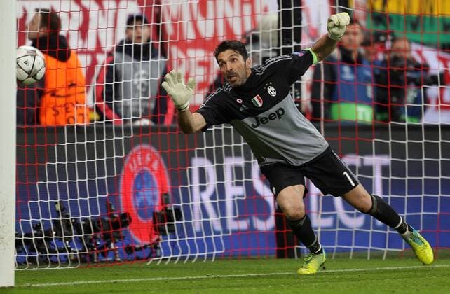 SOCCER - CL, Bayern vs Juventus MUNICH,GERMANY,16.MAR.16 - SOCCER - UEFA Champions League, Round of 16, FC Bayern Muenchen vs Juventus Turin. Image shows Gianluigi Buffon (Juventus). Keywords: goal. GEPAxpictures xThomasxBachun