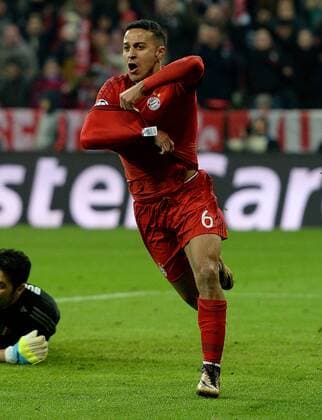 16.03.2016, xjhx, Fussball Champions League, FC Bayern Muenchen - Juventus Turin, emspor, v.l. Thiago Alcantara (FC Bayern Muenchen) Torjubel, Goal celebration, celebrate the goal zum 3:2