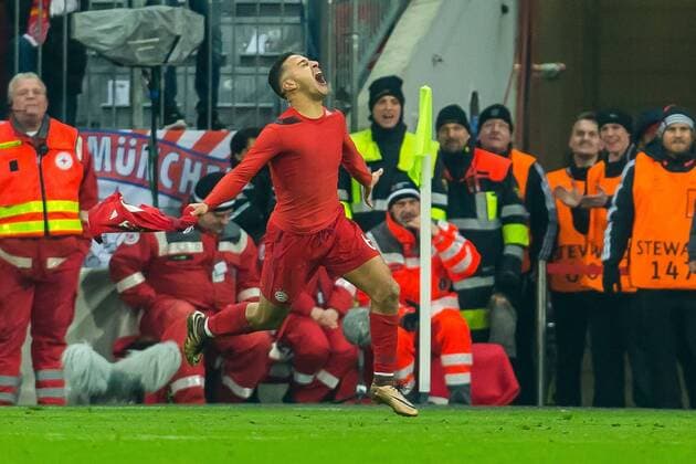 Mittwoch 16.03.2016, CL, UEFA Champions League, Saison 2015 2016, Achtelfinale Rueckspiel in Muenchen, FC Bayern Muenchen - Juventus Turin, bejubelt sein Tor zum 3 zu 2 Thiago Alcantara (FC Bayern 6) DeFodi507
