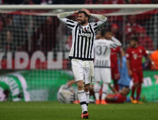 SOCCER - CL, Bayern vs Juventus MUNICH,GERMANY,16.MAR.16 - SOCCER - UEFA Champions League, Round of 16, FC Bayern Muenchen vs Juventus Turin. Image shows the disappointment of Andrea Barzagli (Juventus). GEPAxpictures xThomasxBachun