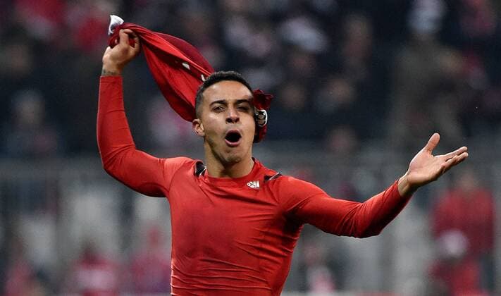 16.03.2016, xjhx, Fussball Champions League, FC Bayern Muenchen - Juventus Turin, emspor, v.l. Thiago Alcantara (FC Bayern Muenchen) Torjubel, Goal celebration, celebrate the goal zum 3:2