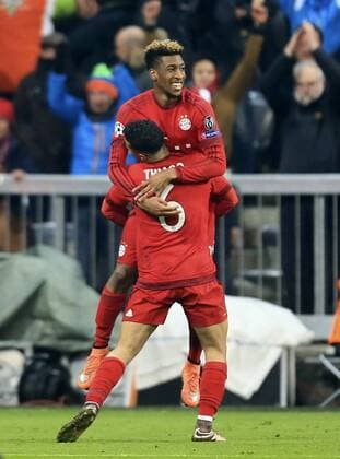 16.03.2016, Fussball Championsleague 2015 2016, Achtelfinale Rückspiel, FC Bayern München - Juventus Turin, in der Allianzarena München. Thiago (FC Bayern München) jubelt mit Kingsley Coman (Bayern München) 