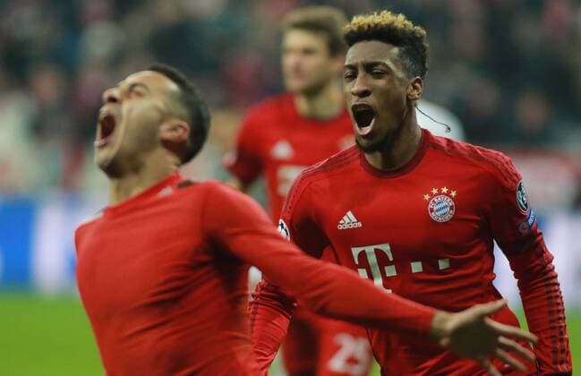 Thiago Alcantara (li.) und Kingsley Coman (FC Bayern) - Torjubel Fussball UEFA Champions League FC Bayern München - Juventus Turin 16.03.2016