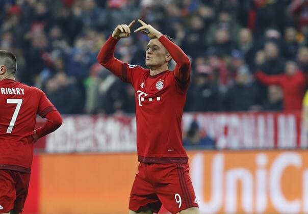 Torjubel 1:32 Anschlusstreffer für München, Torschütze Robert Lewandowski (Bayern) . FC Bayern München-Juventus Turin . München, GER, 16.03.2016, Achtelfinale Rückspiel, Fussball-Champions League 2015-2016 .