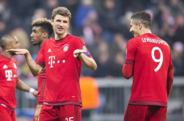 München, 16.03.2016, Allianz Arena Schlussjubel: Thomas Müller (FCB), Robert Lewandowski (FCB) FC Bayern München vs. Juventus Turin mm