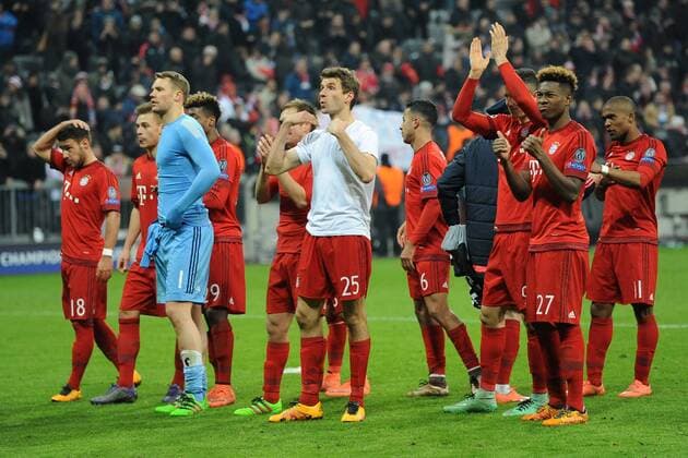 Muenchen Riesenjubel bei der Mannschaft nach dem 4:2 Sieg gegen Turin , Bayern Muenchen - Juventus Turin, Fussball ,Champions League, Achtelfinale, 16.03.2016 , Copyright: Stuetzle xEibner-Pressefoto ep_wse