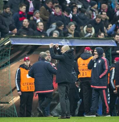 Trainer Pep Guardiola (Bayern) mit Siegerfäusten 17.03.2016, München, Bayern München vs. Juventus Turin Â