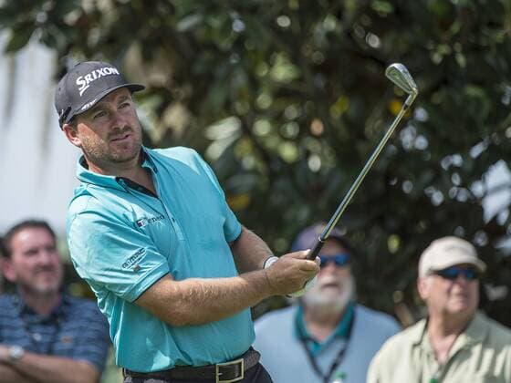 March 17, 2016 - Orlando, FL, U.S: Graeme McDowell of Northern Ireland watches his ball from the 2nd tee during first round golf action of the Arnold Palmer Invitational presented by Mastercard held at Arnold Palmer s Bay Hill Club & Lodge in Orlando, Fl. Romeo T Guzman CSM. PGA Golf Herren 2016: Arnold Palmer Invitational Rnd 1 MAR 17 - ZUMAcg2_