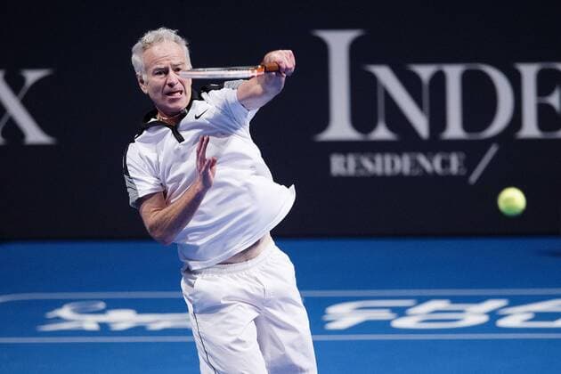 160317 John McEnroe under en match i tennisturneringen Kings of Tennis den 17 mars 2016 i Stockholm.  Copyright: ERIKxSIMANDER BB160317ZD007