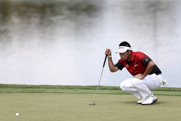 March 17, 2016 - Orlando, Florida, United States - Hideki Matsuyama lines up a putt on the 6th green during the first round of the Arnold Palmer Invitational at Bay Hill Club & Lodge. PGA Golf Herren 2016 - Arnold Palmer Invitational - Round 1 - ZUMAw109