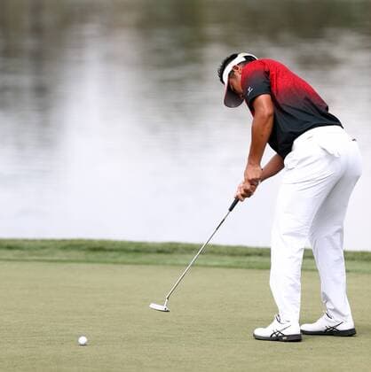 March 17, 2016 - Orlando, Florida, United States - Hideki Matsuyama putts the 6th green during the first round of the Arnold Palmer Invitational at Bay Hill Club & Lodge. PGA Golf Herren 2016 - Arnold Palmer Invitational - Round 1 - ZUMAw109