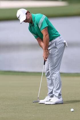 March 17, 2016 - Orlando, Florida, United States - Rory McIlroy putts the 7th green during the first round of the Arnold Palmer Invitational at Bay Hill Club & Lodge. PGA Golf Herren 2016 - Arnold Palmer Invitational - Round 1 - ZUMAw109