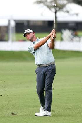 March 17, 2016 - Orlando, Florida, United States - Lucas Glover hits a fairway shot on the 9th hole during the first round of the Arnold Palmer Invitational at Bay Hill Club & Lodge. PGA Golf Herren 2016 - Arnold Palmer Invitational - Round 1 - ZUMAw109