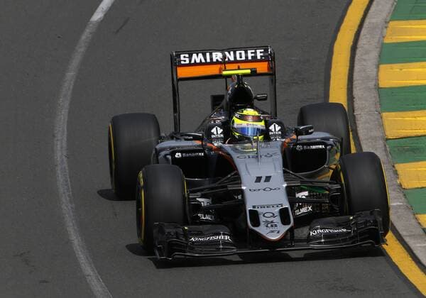Motorsports: FIA Formula One World Championship WM Weltmeisterschaft 2016, Grand Prix of Australia, 11 Sergio Perez (MEX, Sahara Force India F1 Team), xHOCHxZWEIx