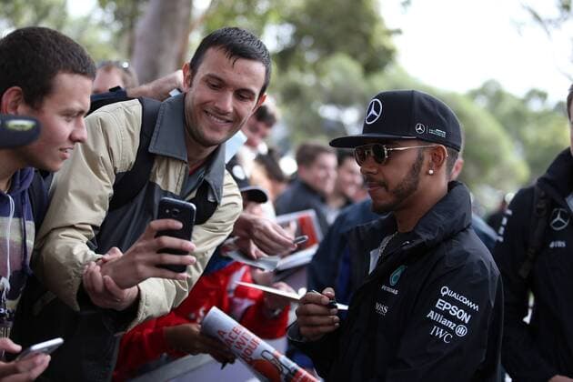 Australian Grand Prix, Melbourne 17 - 20 March 2016 18.03.2016 - Lewis Hamilton (GBR) Mercedes AMG F1 W07 Hybrid 