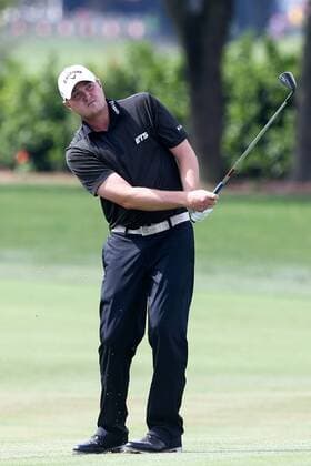 March 18, 2016 - Orlando, Florida, United States - Jason Kokrak chips on to the first green during the second round of the Arnold Palmer Invitational at Bay Hill Club & Lodge. PGA Golf Herren 2016 - Arnold Palmer Invitational - Round 2 - ZUMAw109