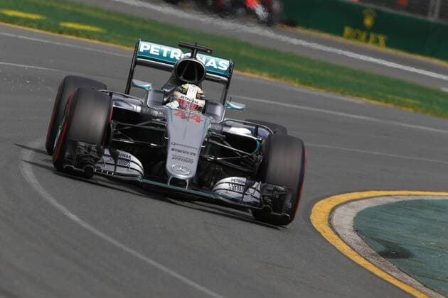 Motorsports: FIA Formula One World Championship WM Weltmeisterschaft 2016, Grand Prix of Australia, 44 Lewis Hamilton (GBR, Mercedes AMG Petronas Formula One Team), xHOCHxZWEIx