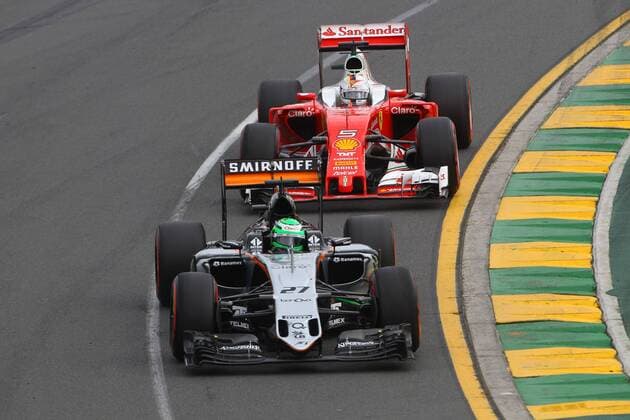 Australian Grand Prix, Melbourne 17 - 20 March 2016 19.03.2016 - Qualifying, Nico Hulkenberg (GER) Sahara Force India F1 VJM09 and Sebastian Vettel (GER) Scuderia Ferrari SF16-H 