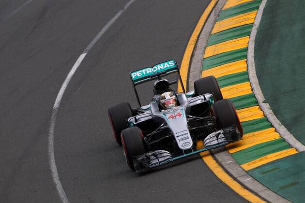 Australian Grand Prix, Melbourne 17 - 20 March 2016 19.03.2016 - Qualifying, Lewis Hamilton (GBR) Mercedes AMG F1 W07 Hybrid 