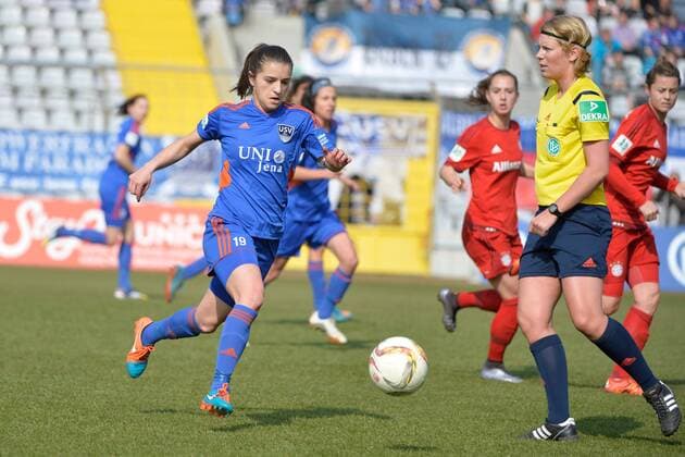 Iva Landeka (FF USV Jena), Aktion, FC Bayern Frauen vs FF USV Jena, 19.03.16,