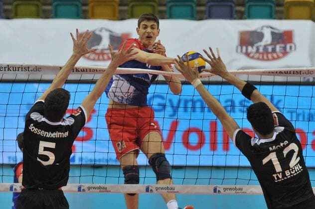 19.03.2016, xtkx, Volleyball 1.Bundesliga Playoffs, United Volleys - TV Ingersoll Bühl, emspor v.l. David Sossenheimer (TV Buehl) , Tobias Krick (UBited Volleys) , Neheniah Alesana Mote (TV Buehl) ,
