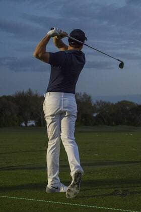 March 19, 2016: Rory McIlroy warms up at the driving range prior to his third round of the Arnold Palmer Invitational in Orlando, FL. (Photograph by Roy K. Miller Icon Sportswire) GOLF: MAR 19 PGA Golf Herren - Arnold Palmer Invitational presented by MasterCard - Third Round Icon160319004 EDITORIAL USE ONLY